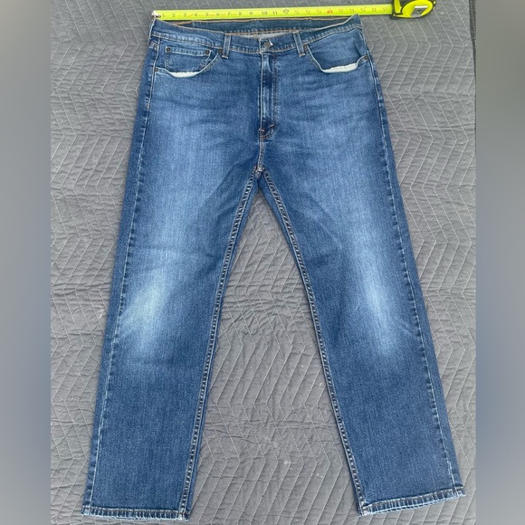 Men's Levi 505 Dark Wash Jeans 38x30 - Picture 1 of 9